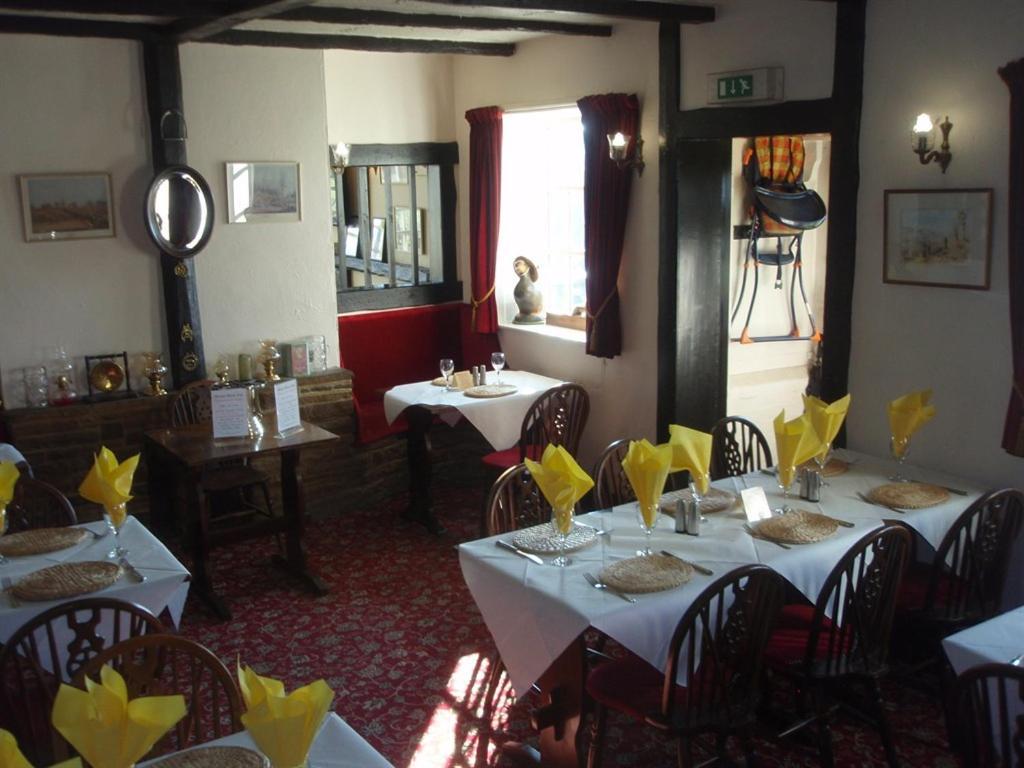 Mucky Duck Inn Horsham Exterior foto